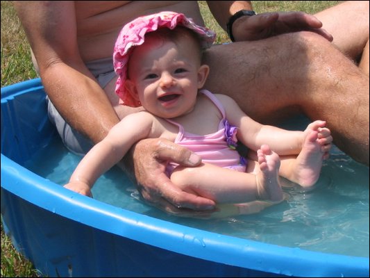 2005_07_14_InthePool.jpg